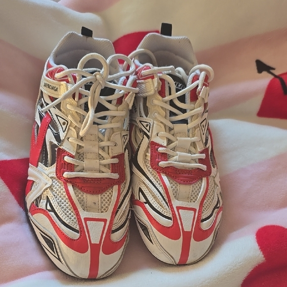 Balenciaga Red and White Sneakers - Picture 1 of 3